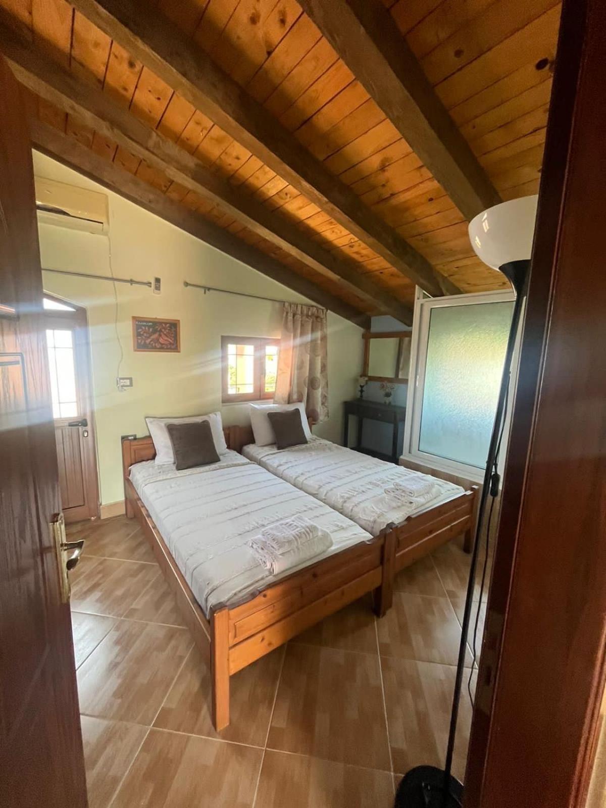 Villa Kolonja 사밀 외부 사진